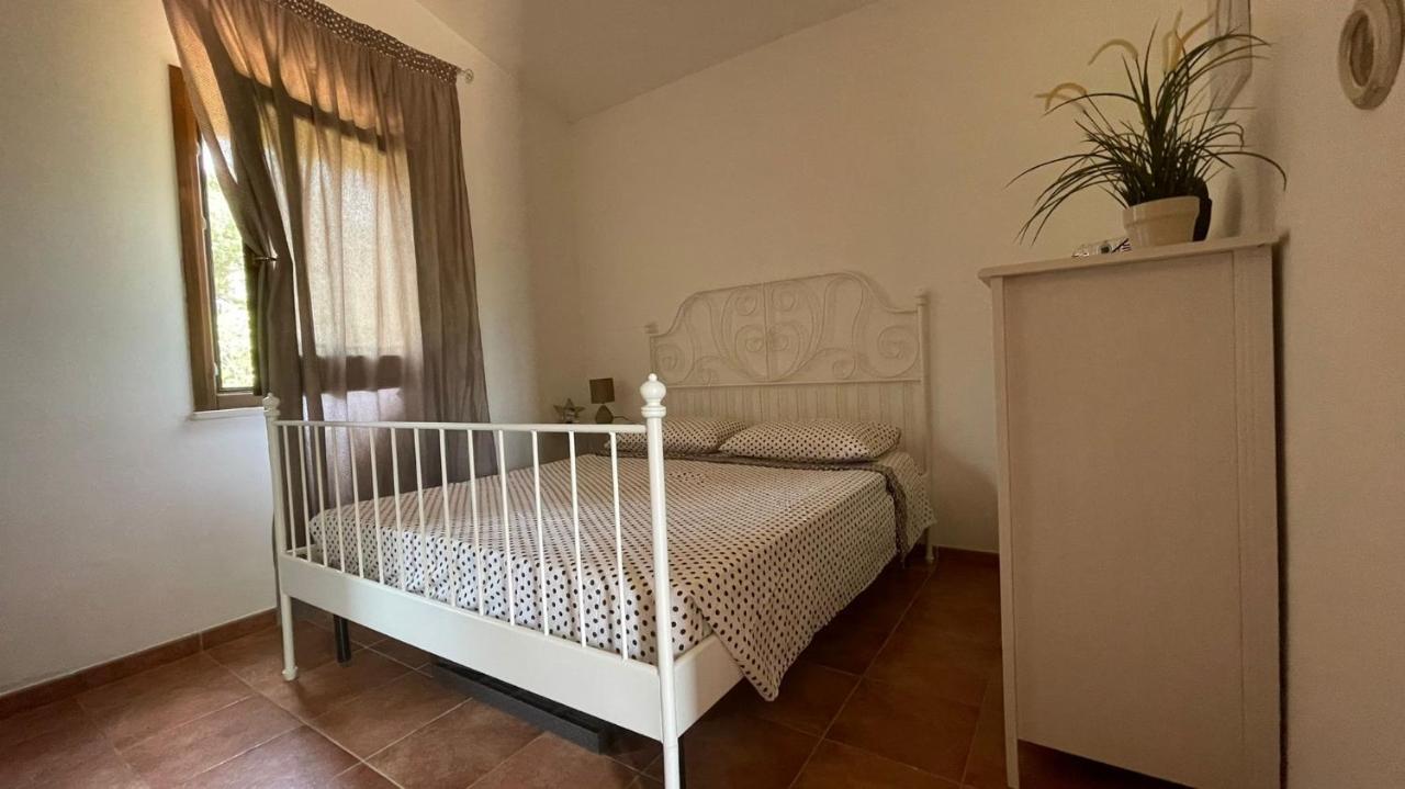 Casa Malo' Villa Ovile la Marinella Eksteriør billede